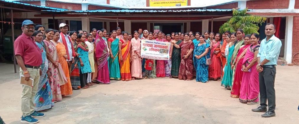 सशक्त लोकतंत्र में पहचान, सशक्त नारी शत-प्रतिशत मतदान का दे रहीं संदेश