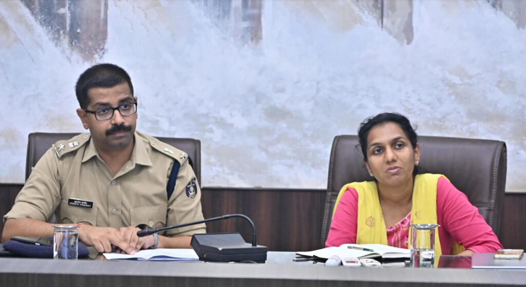 सड़क सुरक्षा समिति की बैठक में लिए गए अनेक महत्वपूर्ण निर्णय, जाने पूरी ख़बर