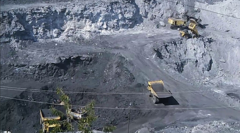 वाणिज्यिक खनन के लिए कोयला खदानों की हुई नीलामी