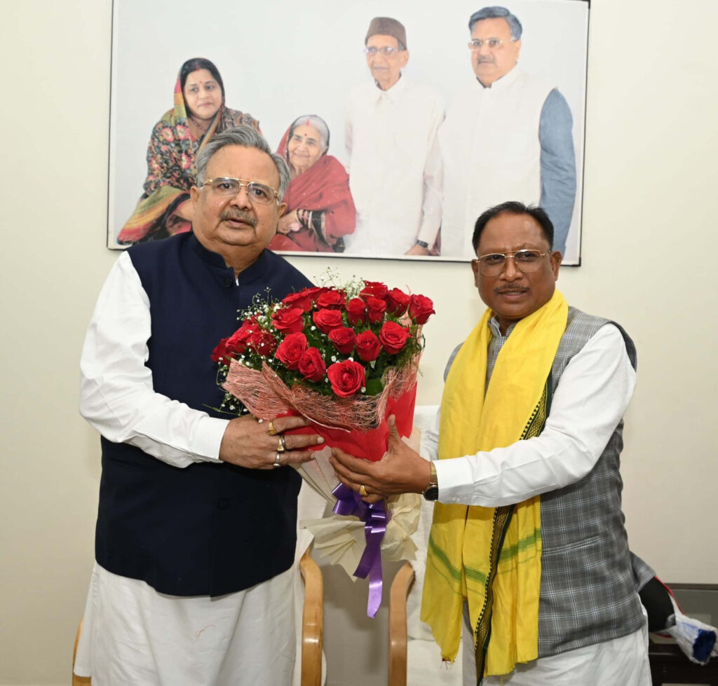 सीएम साय ने डॉ. रमन सिंह को उनके जन्मदिन पर दी हार्दिक बधाई एवं शुभकामनाएं