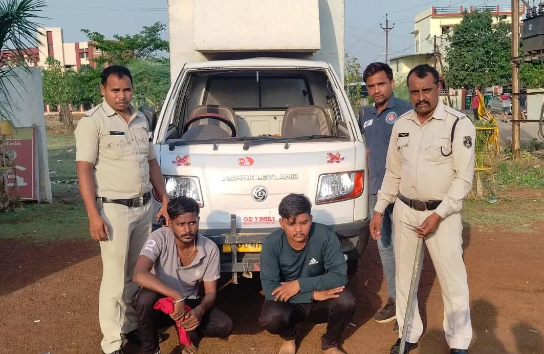 raipur me lootere arest