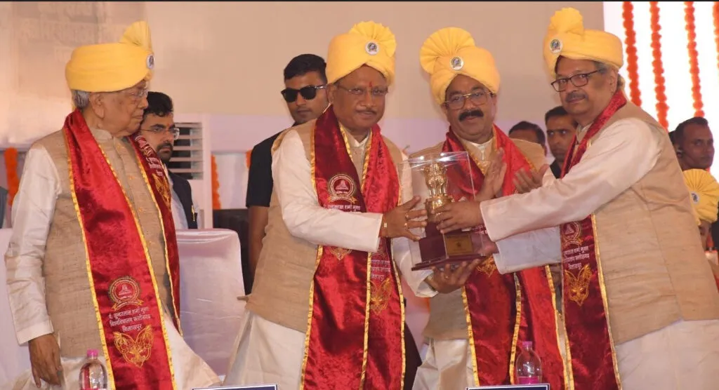Cm Ko Smannit