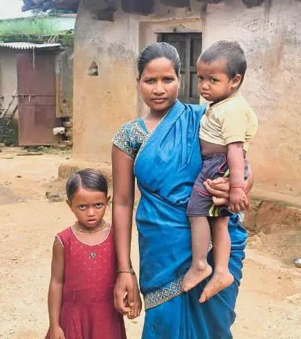 महिला सशक्तिकरण की दिशा में महत्वपूर्ण कदम, महतारी वंदन योजना से पहाड़ी कोरवा महिलाओं का बदल रहा जीवन