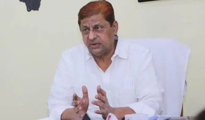 सुसाइड नोट के आधार पर फंसे पूर्व मंत्री मोहम्मद अकबर, FIR दर्ज