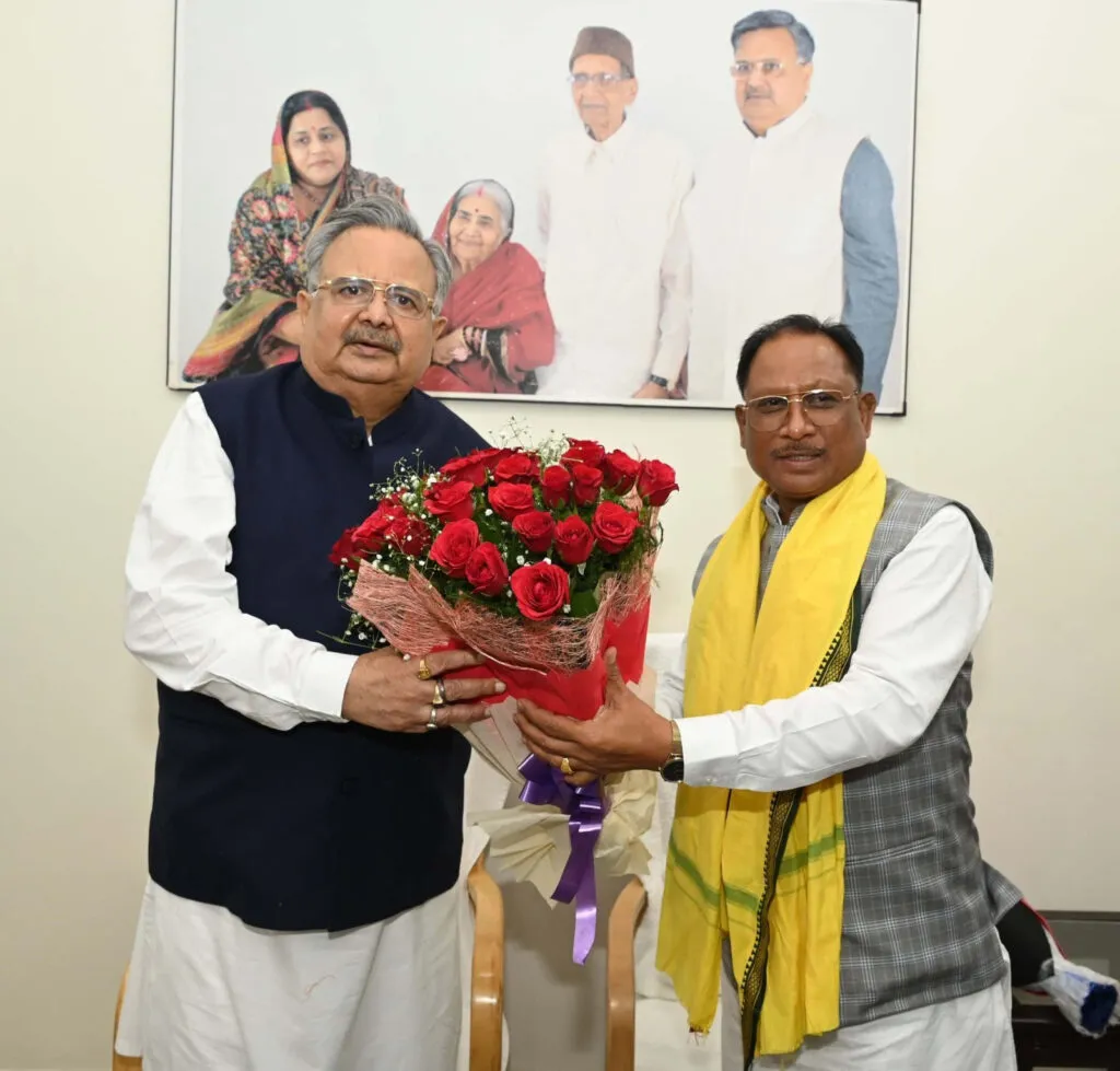 सीएम साय ने डॉ. रमन सिंह को उनके जन्मदिन पर दी हार्दिक बधाई एवं शुभकामनाएं