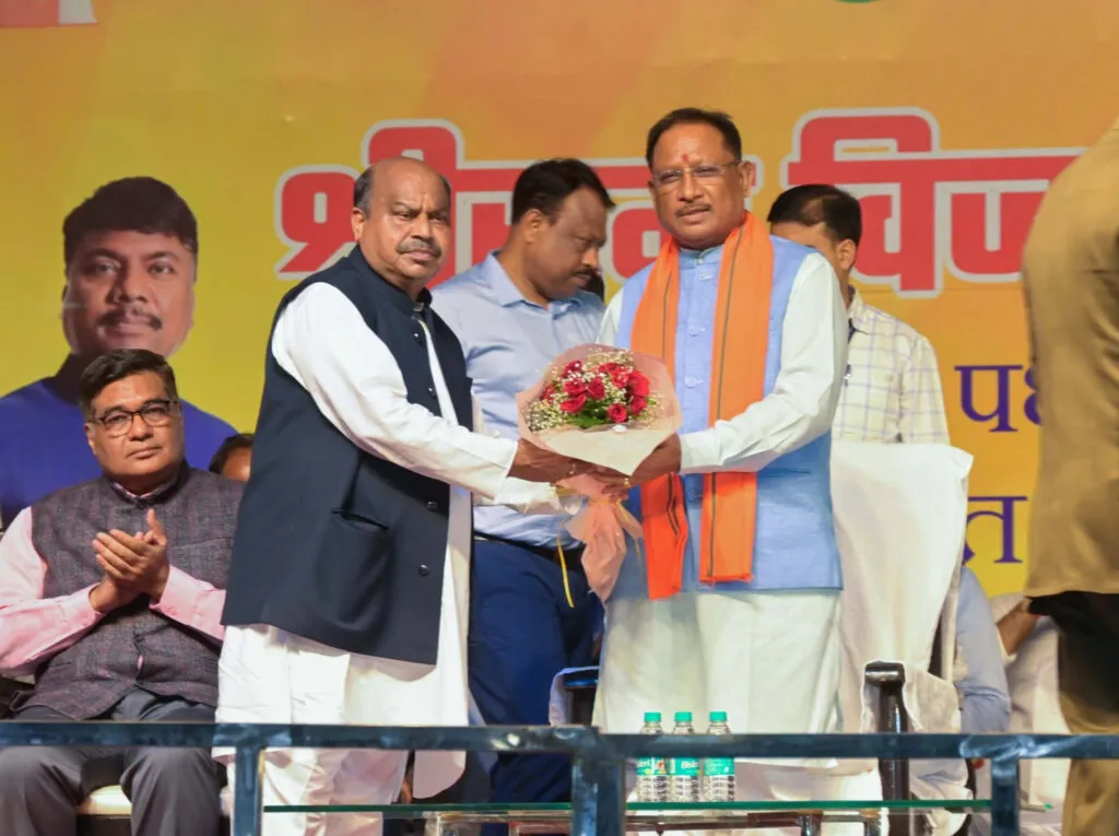 WRS कॉलोनी में रावण दहन कार्यक्रम में शामिल हुए सीएम साय