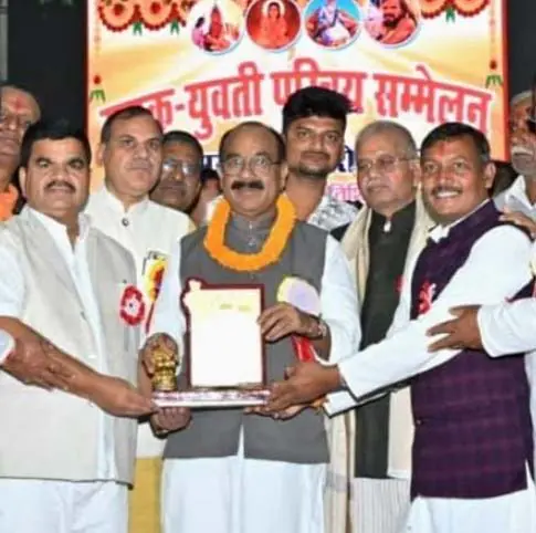 युवक-युवती परिचय सम्मेलन में शामिल हुए डिप्टी CM साव
